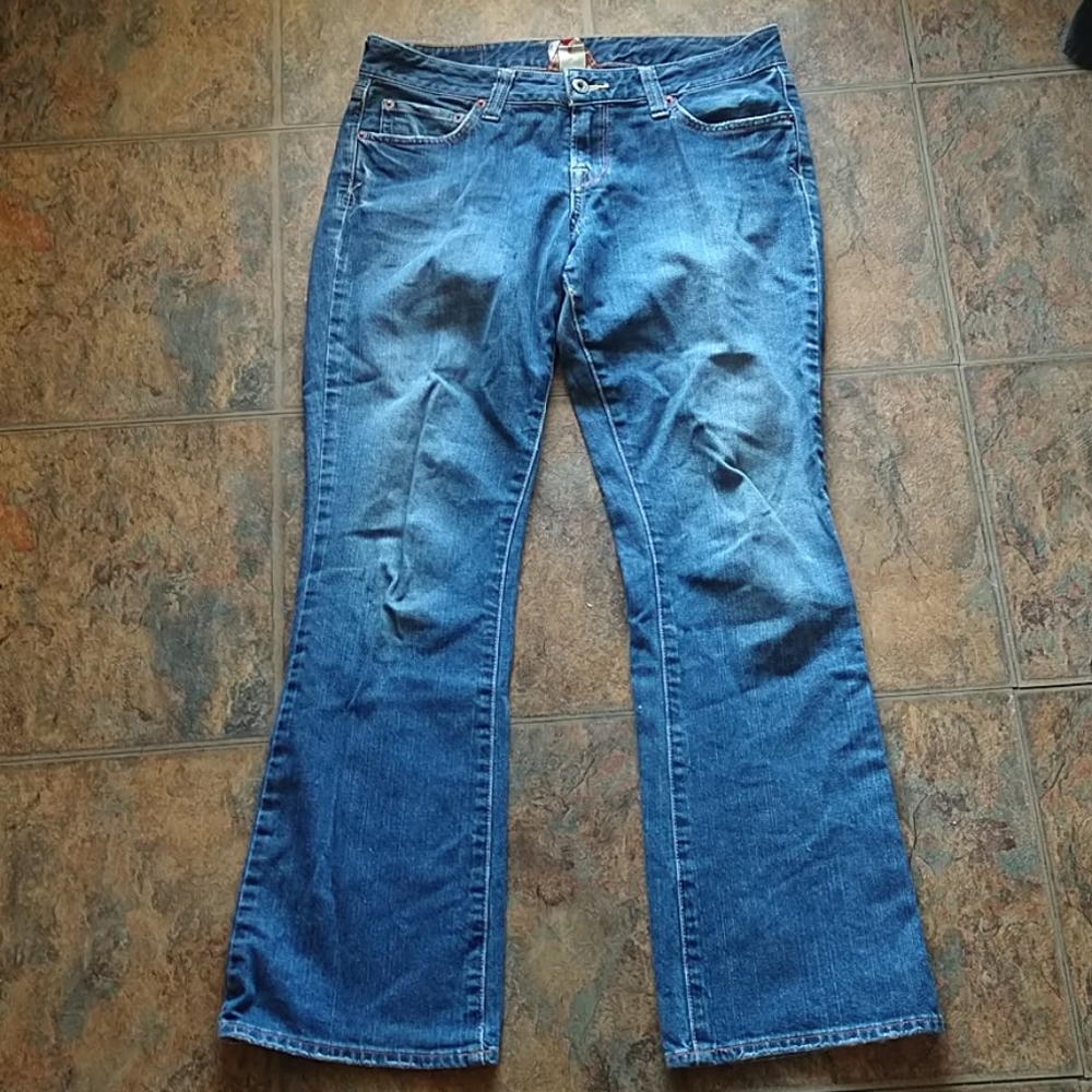 Lucky Brand Jeans short inseam size 8 what does it